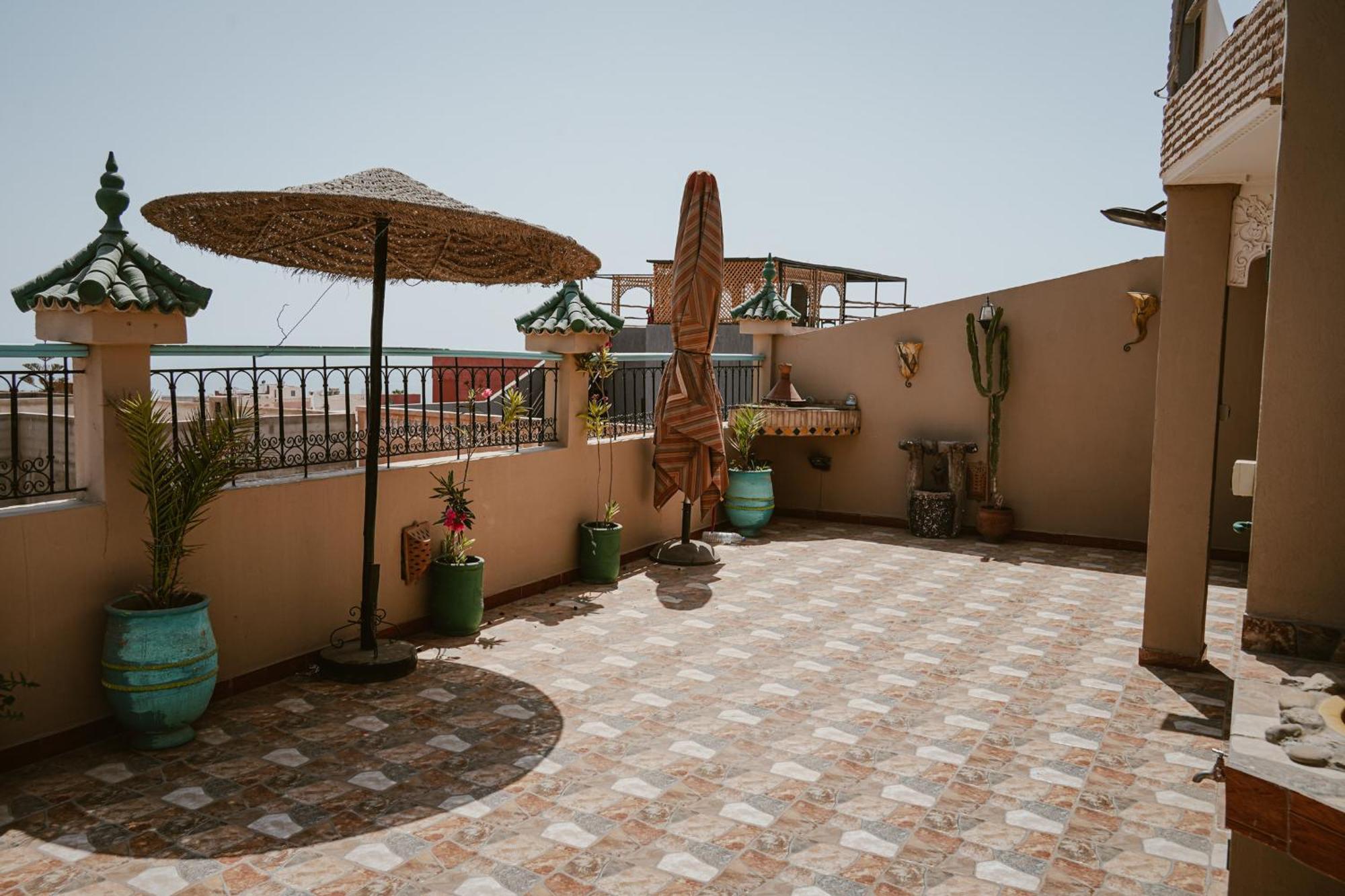 Dar Sultana Guesthouse Surf Morocco Tamraght Экстерьер фото